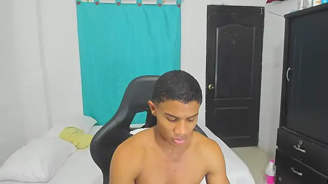 corzoethan online show from October 13, 11:38 pm