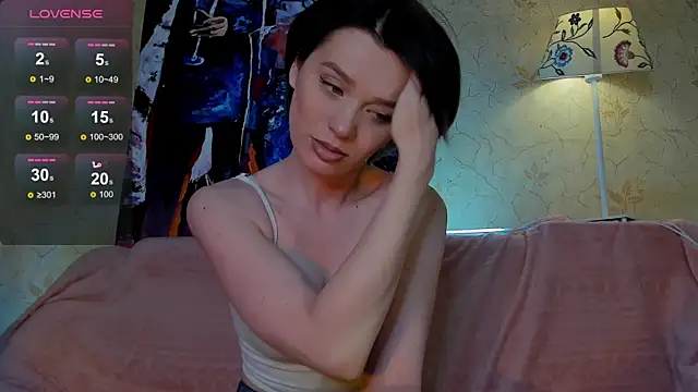 Snapshot of JamieAomi chatting on January 27, 3:58 am JamieAomi online show from January 27, 3:58 am