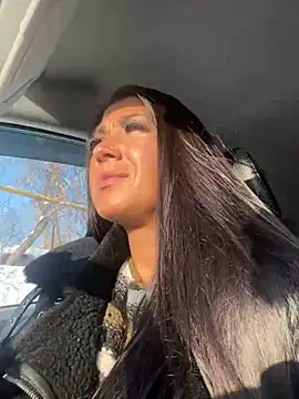 Snapshot of RuslanaXX chatting on February 5, 4:27 am RuslanaXX online show from February 5, 4:27 am