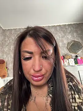 Snapshot of RuslanaXX chatting on October 6, 4:21 am RuslanaXX online show from October 6, 4:21 am