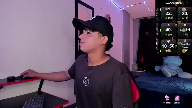 Noah Smith04 online show from September 16, 8:43 pm