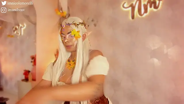 Nicolemorelli2 online show from October 28, 1:47 pm