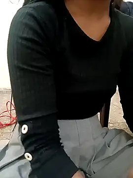 Snapshot of sweet_jia23 chatting on February 2, 8:24 am sweet jia23 online show from February 2, 8:24 am