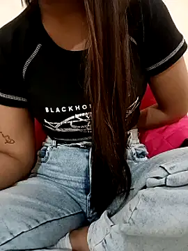 Snapshot of sweet_jia23 chatting on February 15, 8:00 am sweet jia23 online show from February 15, 8:00 am