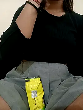 Snapshot of sweet_jia23 chatting on February 27, 11:10 am sweet jia23 online show from February 27, 11:10 am