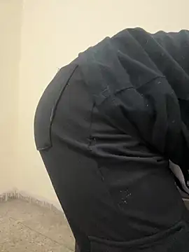 Snapshot of sweet_jia23 chatting on March 12, 5:13 am sweet jia23 online show from March 12, 5:13 am