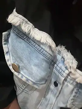 Snapshot of sweet_jia23 chatting on March 15, 5:41 am sweet jia23 online show from March 15, 5:41 am