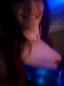 Luna Kitanna online show from January 5, 11:01 pm