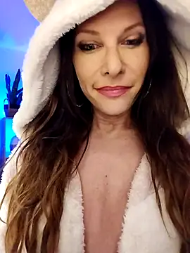 Luna Kitanna online show from March 2, 10:05 pm