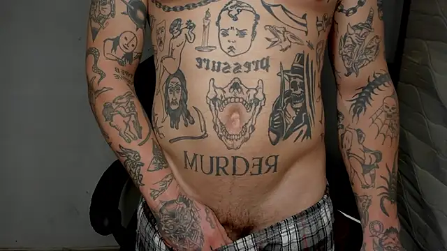 Snapshot of layneinchains chatting on December 30, 11:17 pm layneinchains online show from December 30, 11:17 pm