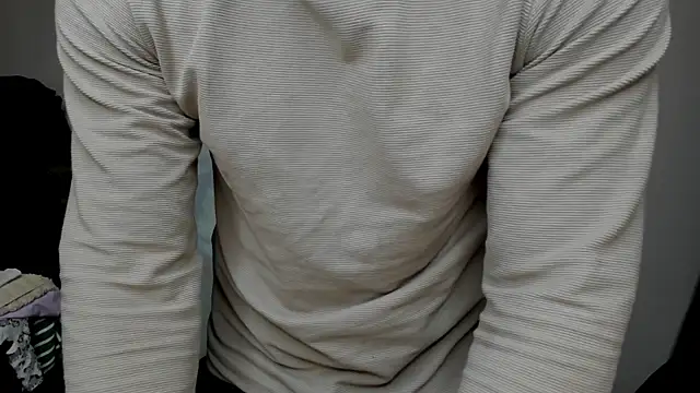 Snapshot of layneinchains chatting on January 5, 4:04 am layneinchains online show from January 5, 4:04 am