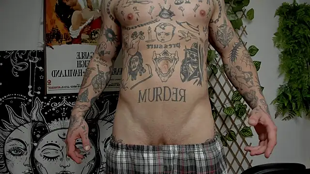 Snapshot of layneinchains chatting on February 13, 7:52 pm layneinchains online show from February 13, 7:52 pm