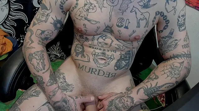 Snapshot of layneinchains chatting on March 10, 1:56 am layneinchains online show from March 10, 1:56 am