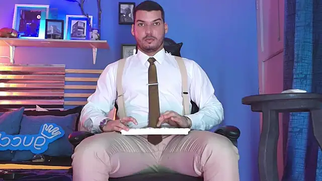 HenryBenso online show from December 3, 7:44 pm