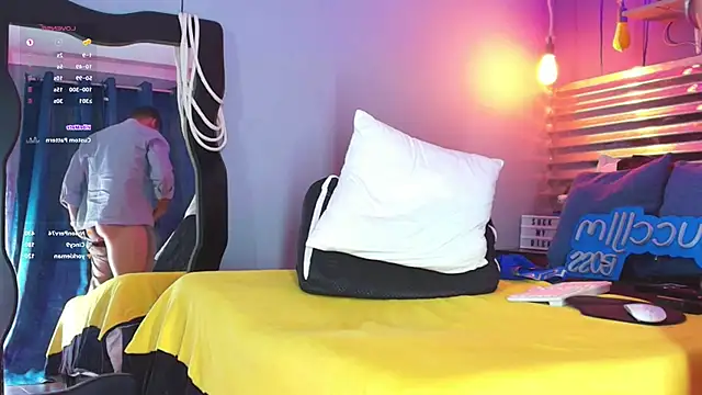 HenryBenso online show from December 10, 1:11 pm