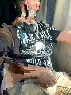 Snapshot of dzhakar chatting on October 16, 11:22 am dzhakar online show from October 16, 11:22 am