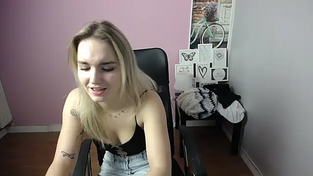 viktoria lovely online show from December 16, 11:12 am