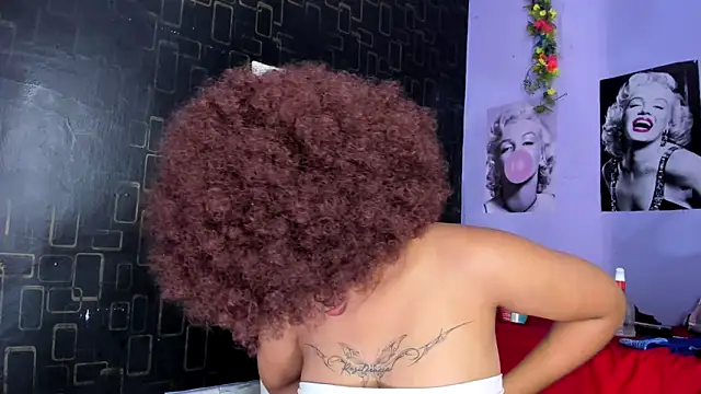 Alika01 online show from February 10, 1:22 pm