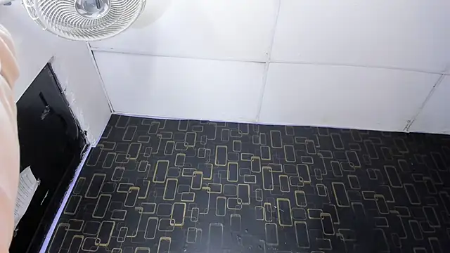 Alika01 online show from February 28, 4:10 pm