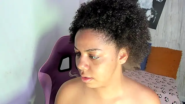 Alika01 online show from November 27, 1:46 pm