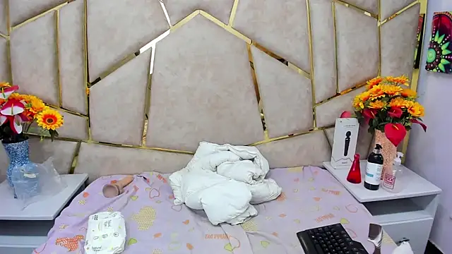 Kloe Candy1 online show from October 26, 5:46 am