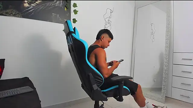 Bray Kevin online show from February 18, 12:48 am