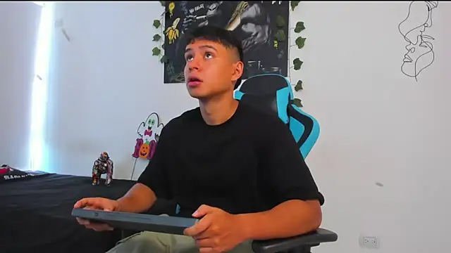 Bray Kevin online show from February 23, 9:16 pm