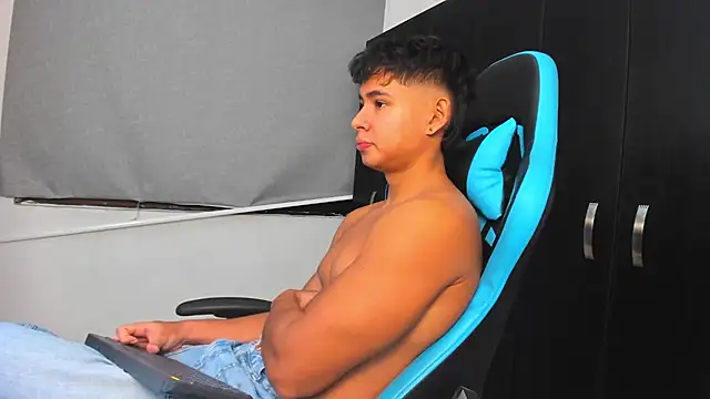 Bray Kevin online show from October 22, 12:44 am