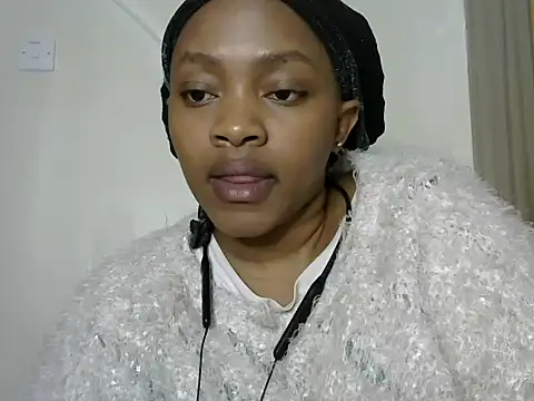 Snapshot of Brown_sexy chatting on December 26, 10:20 pm Brown sexy online show from December 26, 10:20 pm