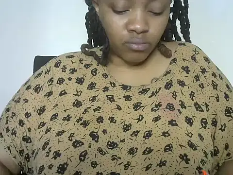 Snapshot of Brown_sexy chatting on January 2, 11:27 pm Brown sexy online show from January 2, 11:27 pm