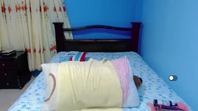 Lily Benet1 online show from October 5, 10:18 pm