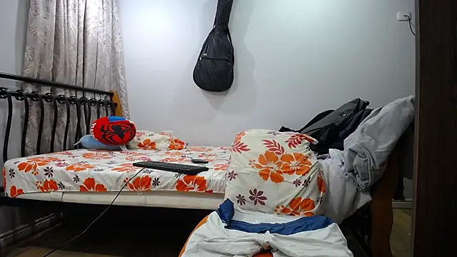 Snapshot of Iam_yourbabyprincess_XD chatting on January 15, 8:30 am Iam yourbabyprincess XD online show from January 15, 8:30 am