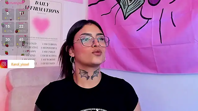 Hinataw33d01 online show from March 7, 11:38 pm