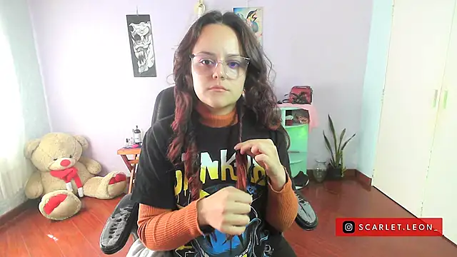 Scarletleon77 online show from January 21, 3:32 pm