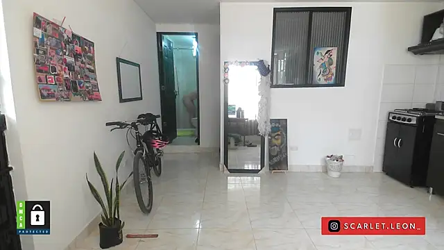 Scarletleon77 online show from September 24, 3:48 pm