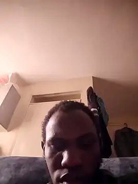 Snapshot of Sexy-prince chatting on November 23, 10:15 am Sexy-prince online show from November 23, 10:15 am