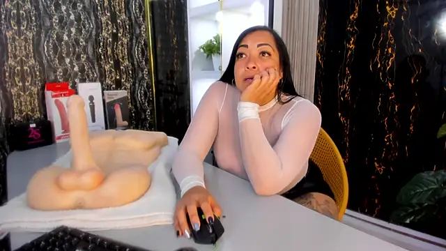 MelissaaCortes online show from January 24, 6:14 am