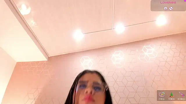 Emilyboobss online show from December 30, 10:21 am