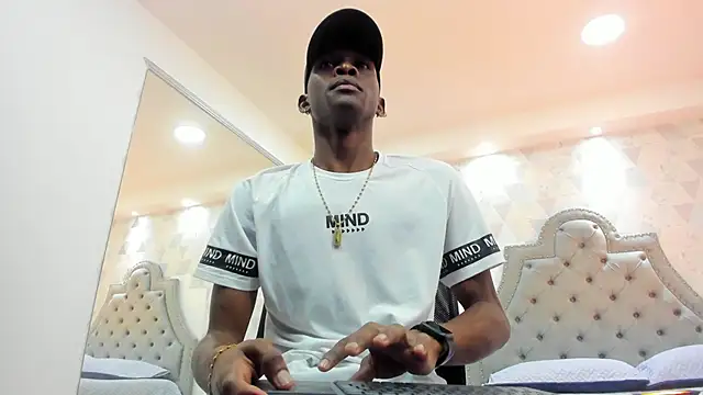 JacksonMuller  online show from December 11, 12:12 pm