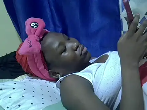 Snapshot of just_nala chatting on March 10, 5:50 pm just nala online show from March 10, 5:50 pm