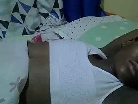 Snapshot of just_nala chatting on March 11, 7:15 am just nala online show from March 11, 7:15 am