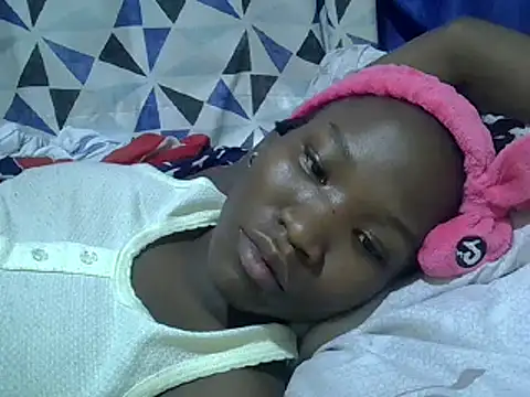 Snapshot of just_nala chatting on March 16, 10:22 am just nala online show from March 16, 10:22 am