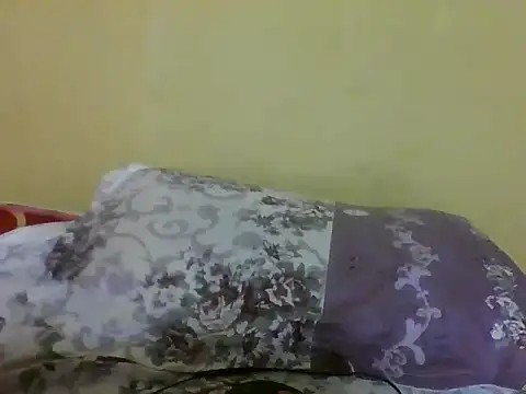 Snapshot of just_nala chatting on November 6, 3:18 am just nala online show from November 6, 3:18 am