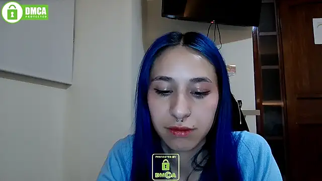 Snapshot of dakota_senju chatting on January 5, 1:13 am dakota senju online show from January 5, 1:13 am