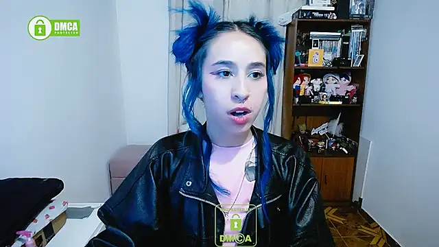 Snapshot of dakota_senju chatting on January 23, 12:14 am dakota senju online show from January 23, 12:14 am