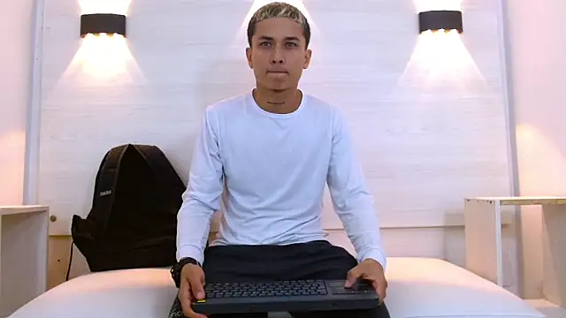 jeic 18 online show from November 29, 5:38 pm