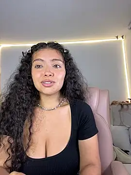 Nathcurly  online show from February 22, 7:01 am