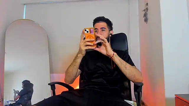 Your  hero1 online show from October 21, 1:01 pm