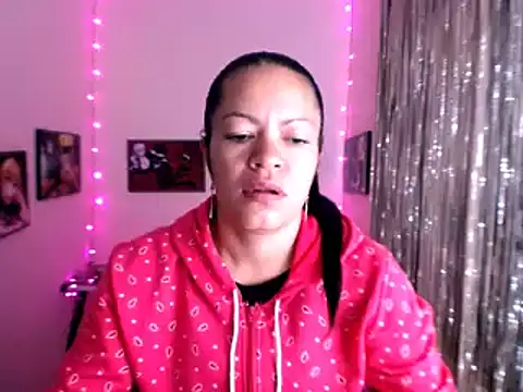 Cristal w online show from February 3, 12:14 pm