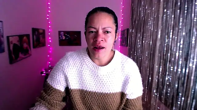 Cristal w online show from February 5, 12:17 pm